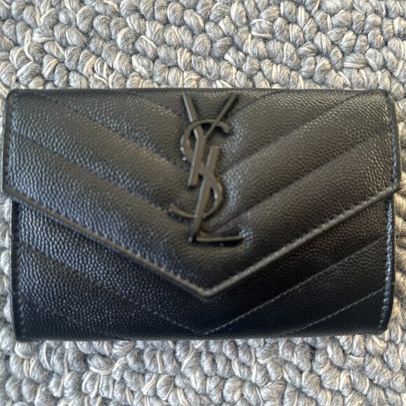 Saint Laurent CASSANDRE MATELASSÉ envelope wallet in grain de poudre leather, S - Picture 4 of 6